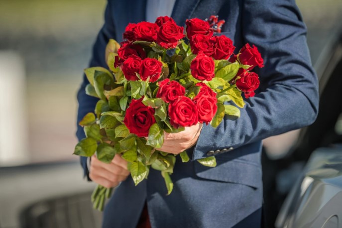 do men like to receive flowers